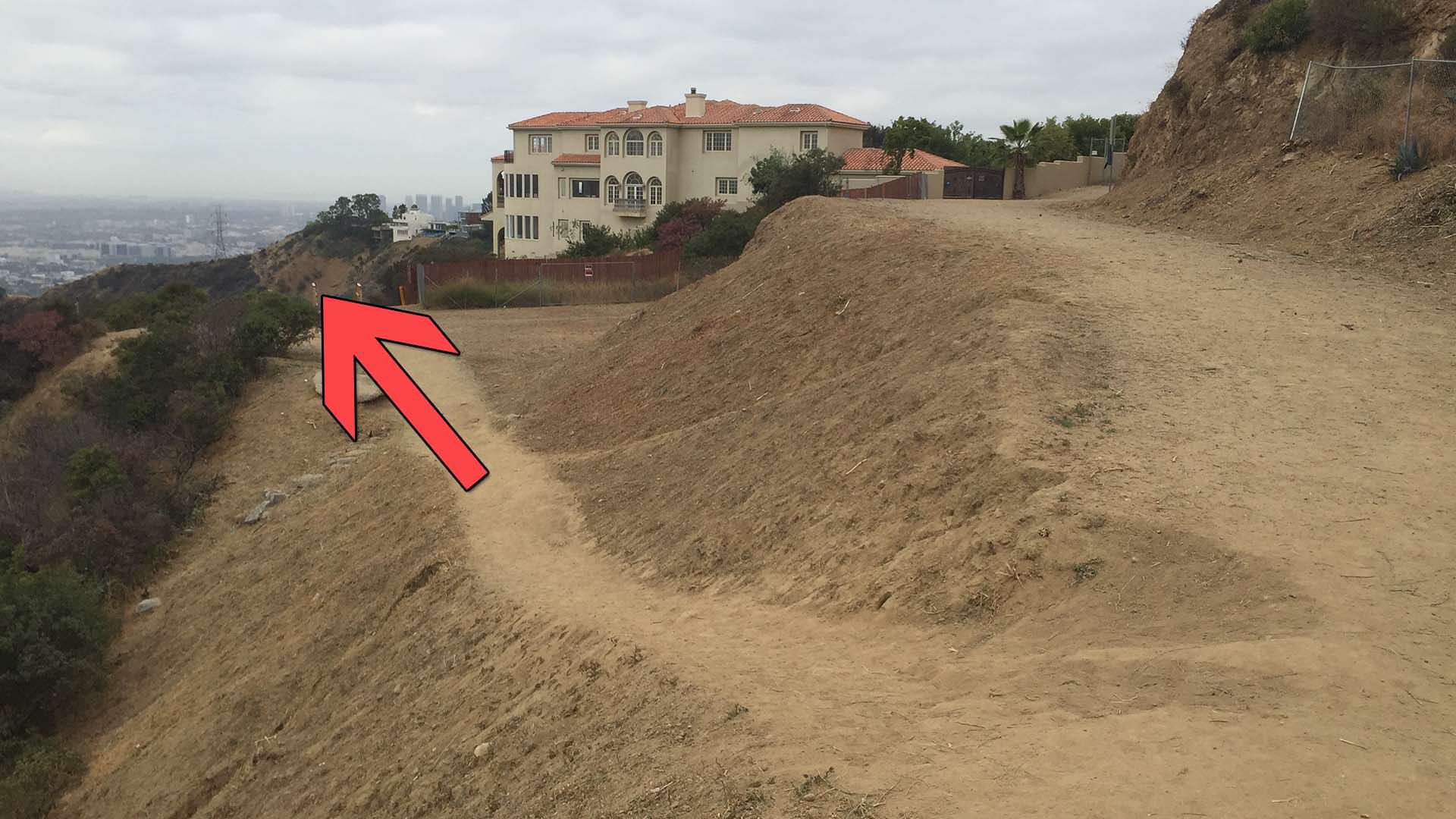 Runyon Canyon Trail Guide HikingGuy - 28 Mansion In Runyon Canyon Park 