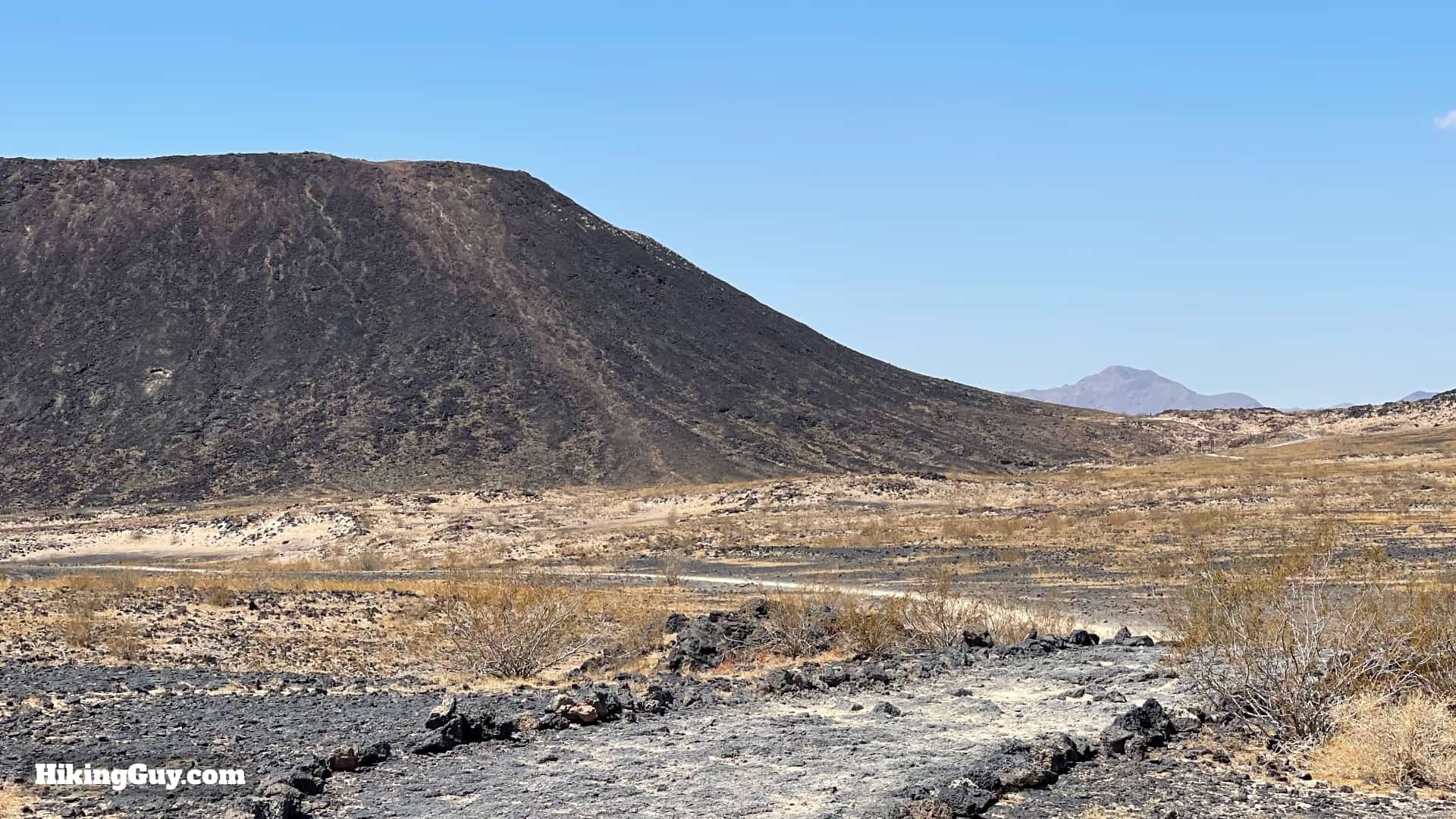 Amboy Crater Hike – HikingGuy.com