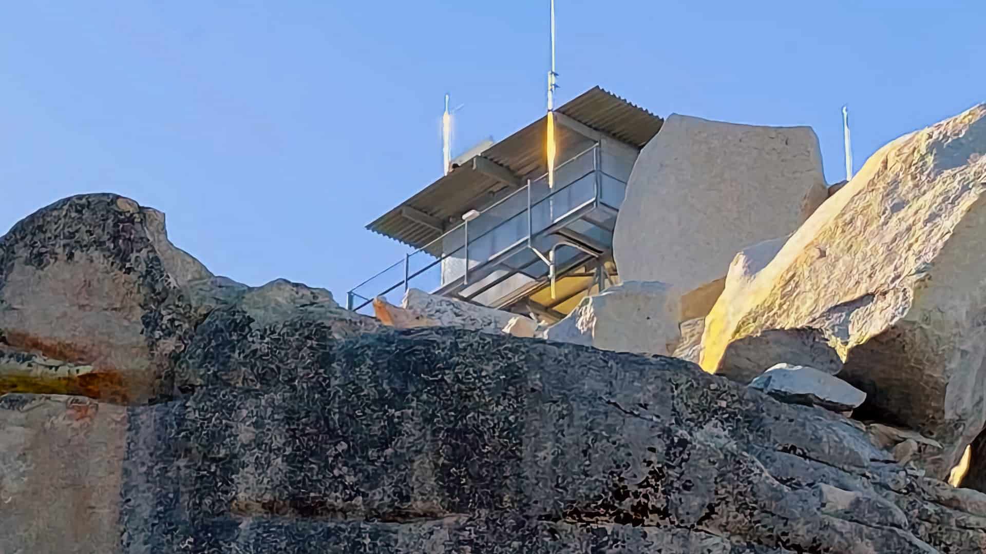 Black Mountain Trail to the Fire Lookout (Idyllwild, CA)