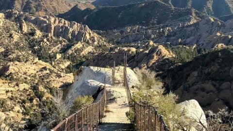 Devil's Chair Hike (Devil's Punchbowl Natural Area)