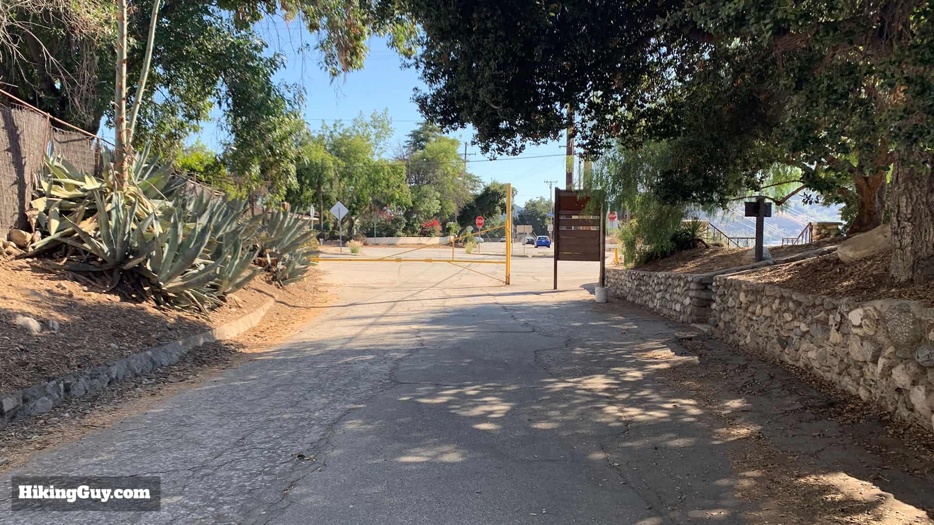 Gabrielino Trail Westbound Directions 105