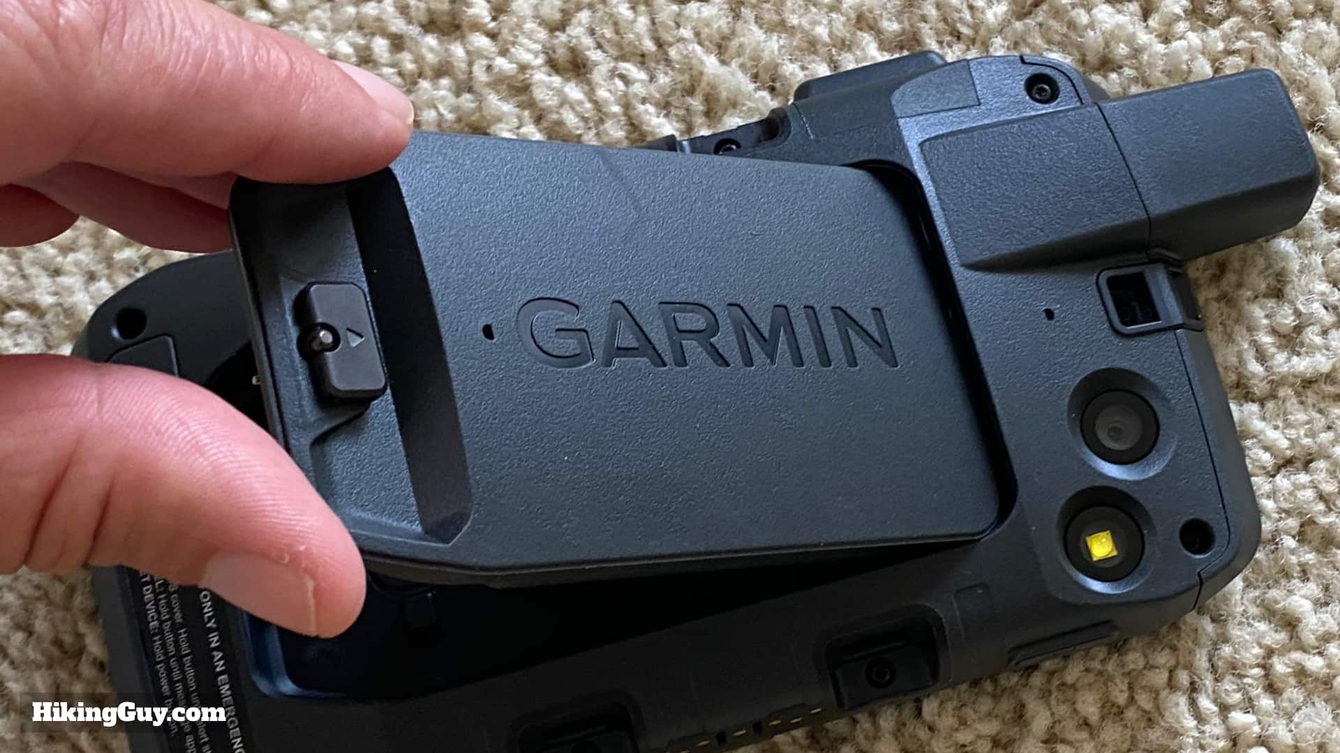 Garmin Montana 750 Unboxing 5