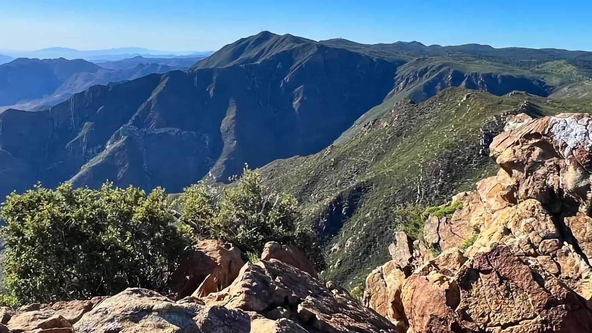 Hike Garnet Peak via PCT
