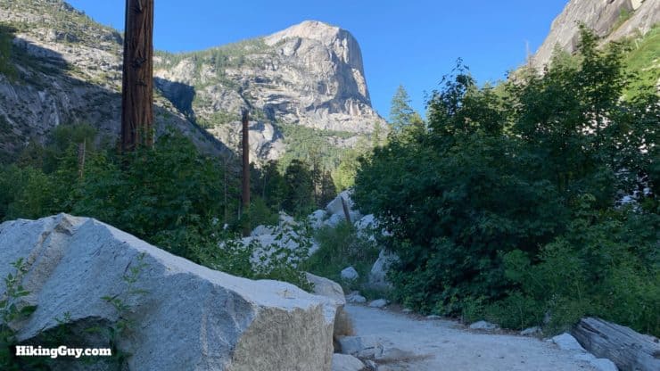 Hike Mirror Lake Trail Yosemite 16