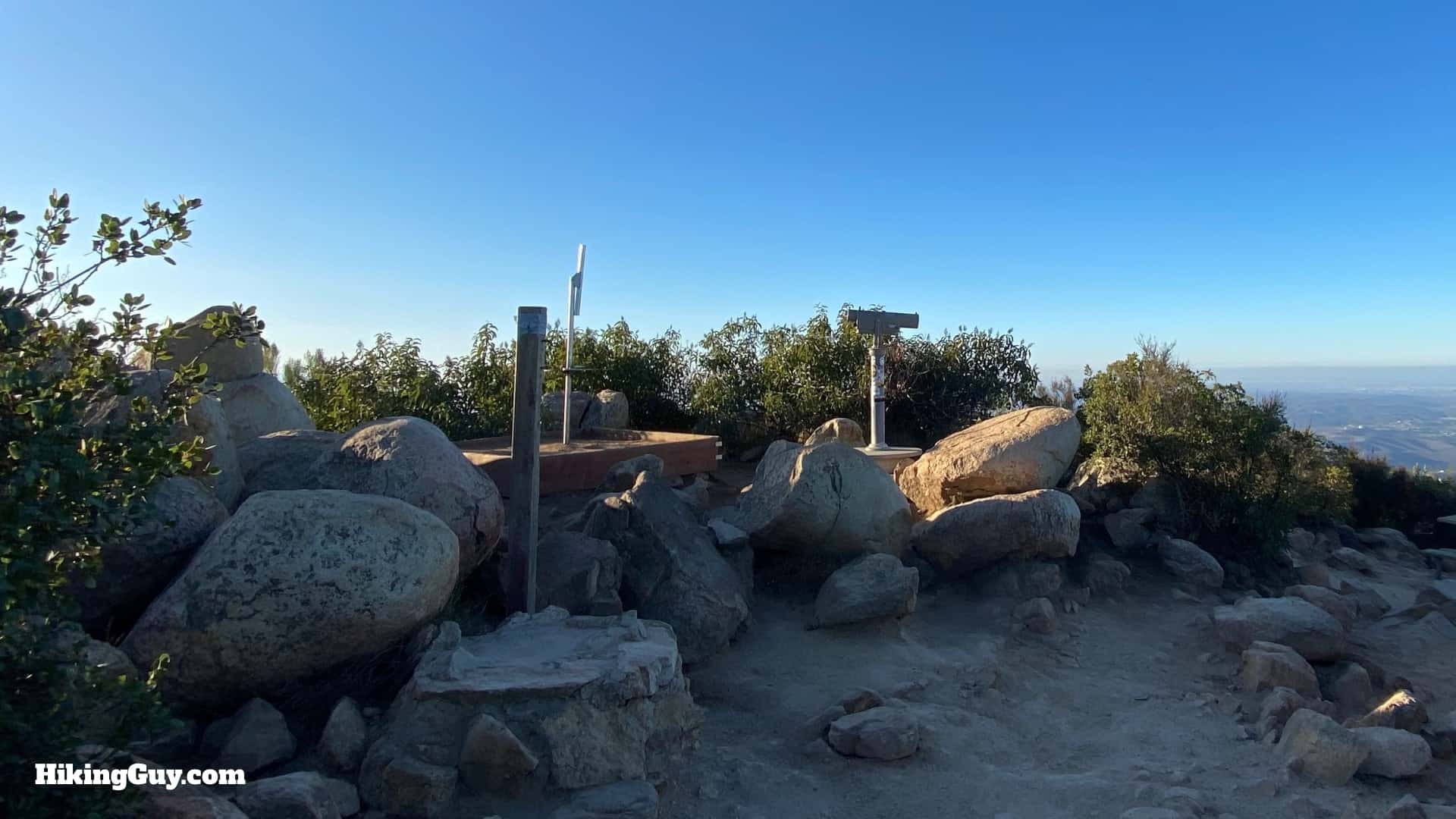 Hike Iron Mountain (San Diego)