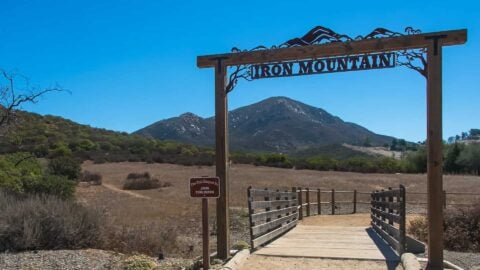 Hike Iron Mountain (San Diego)