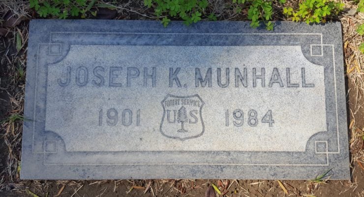 Ken Munhall Grave