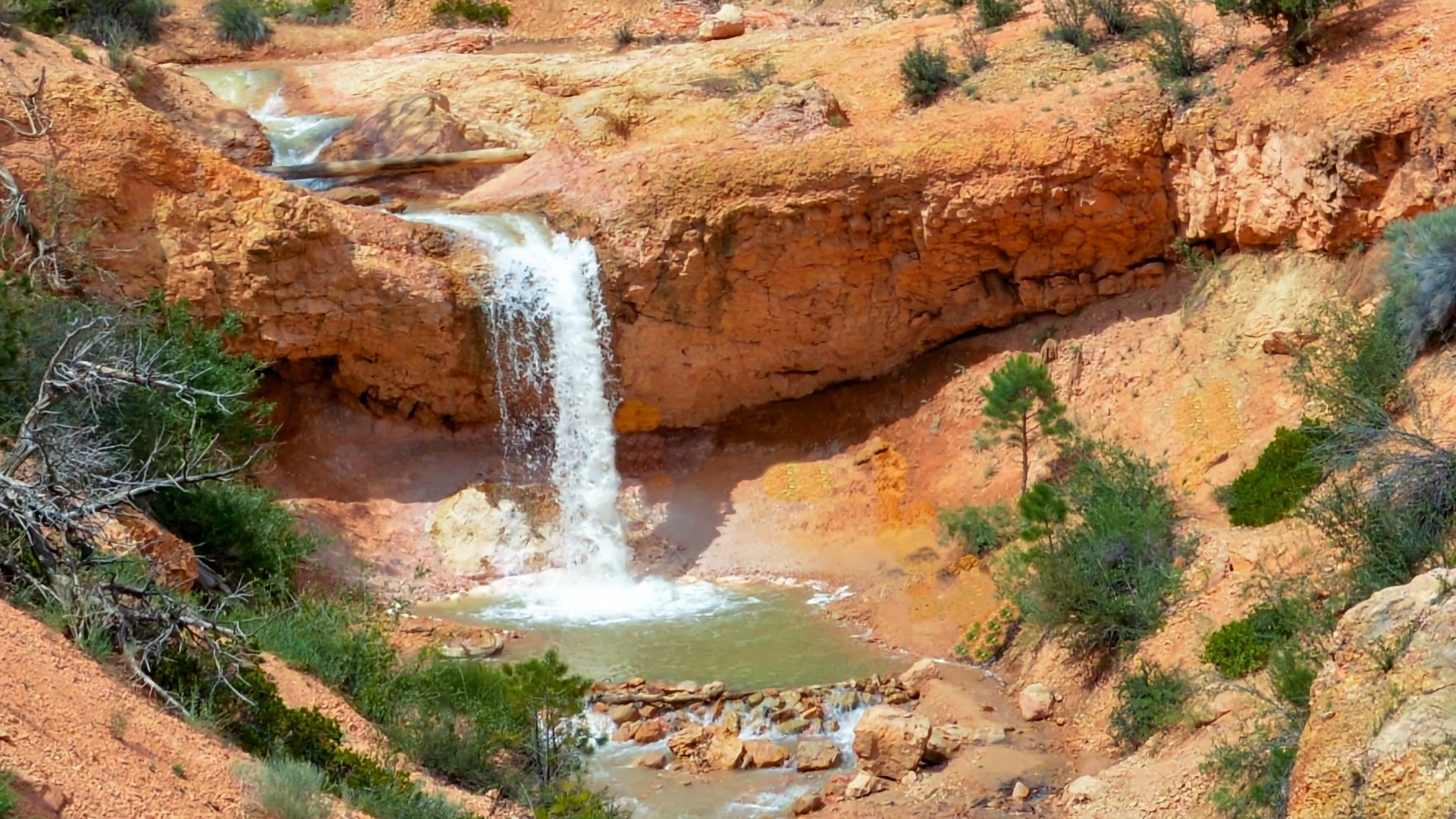 Mossy Cave Trail - A Bryce Waterfall!