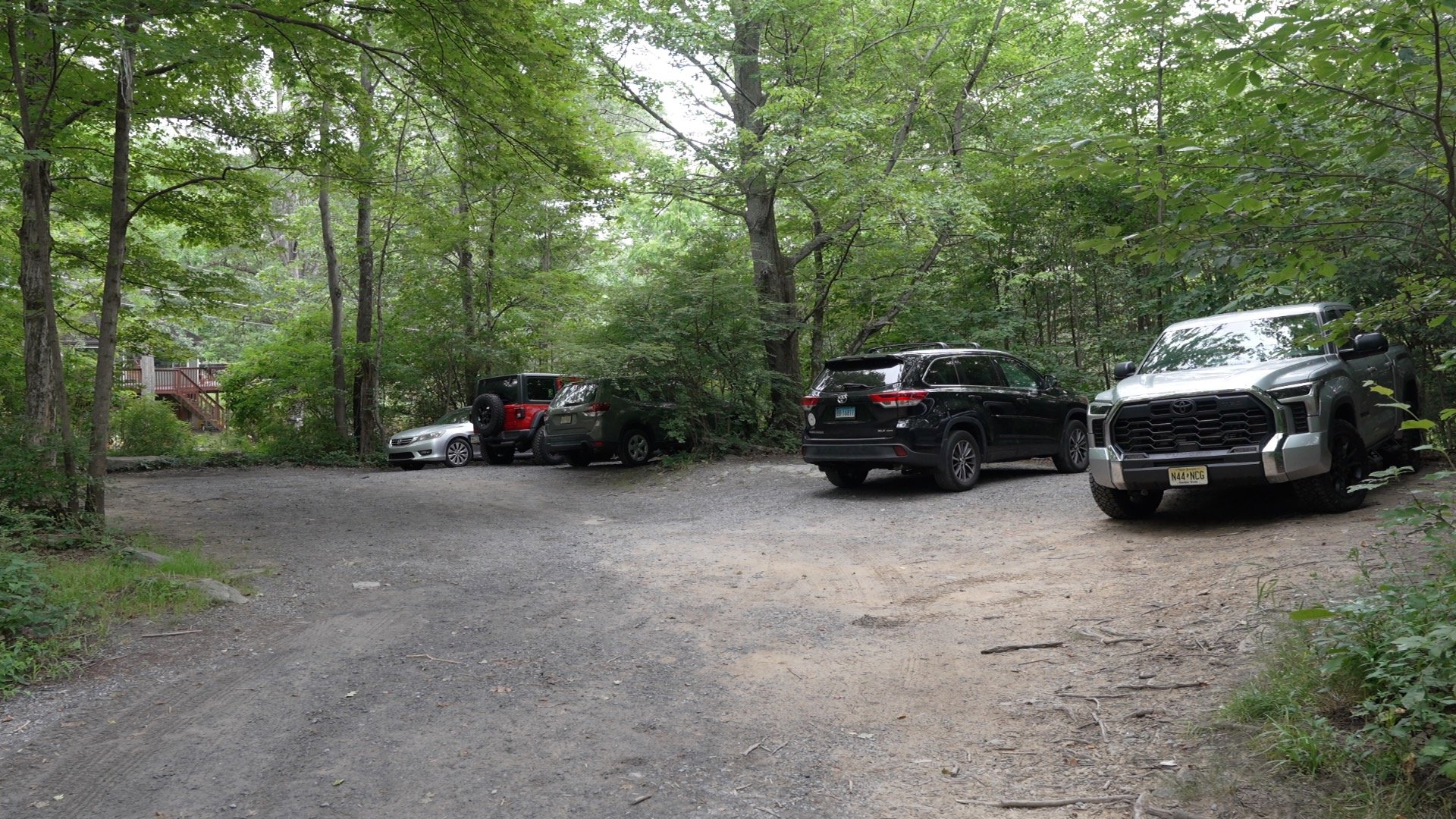 Mt Minsi Hike Parking Lot 2