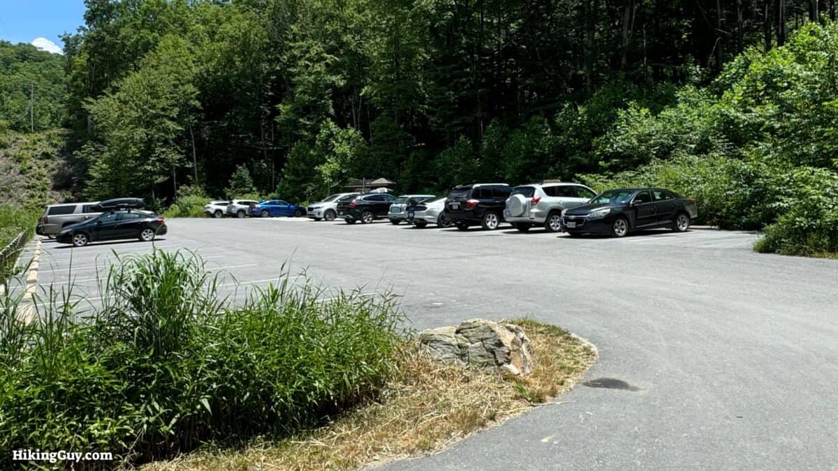 Mt Mitchell Hike Parking Lot