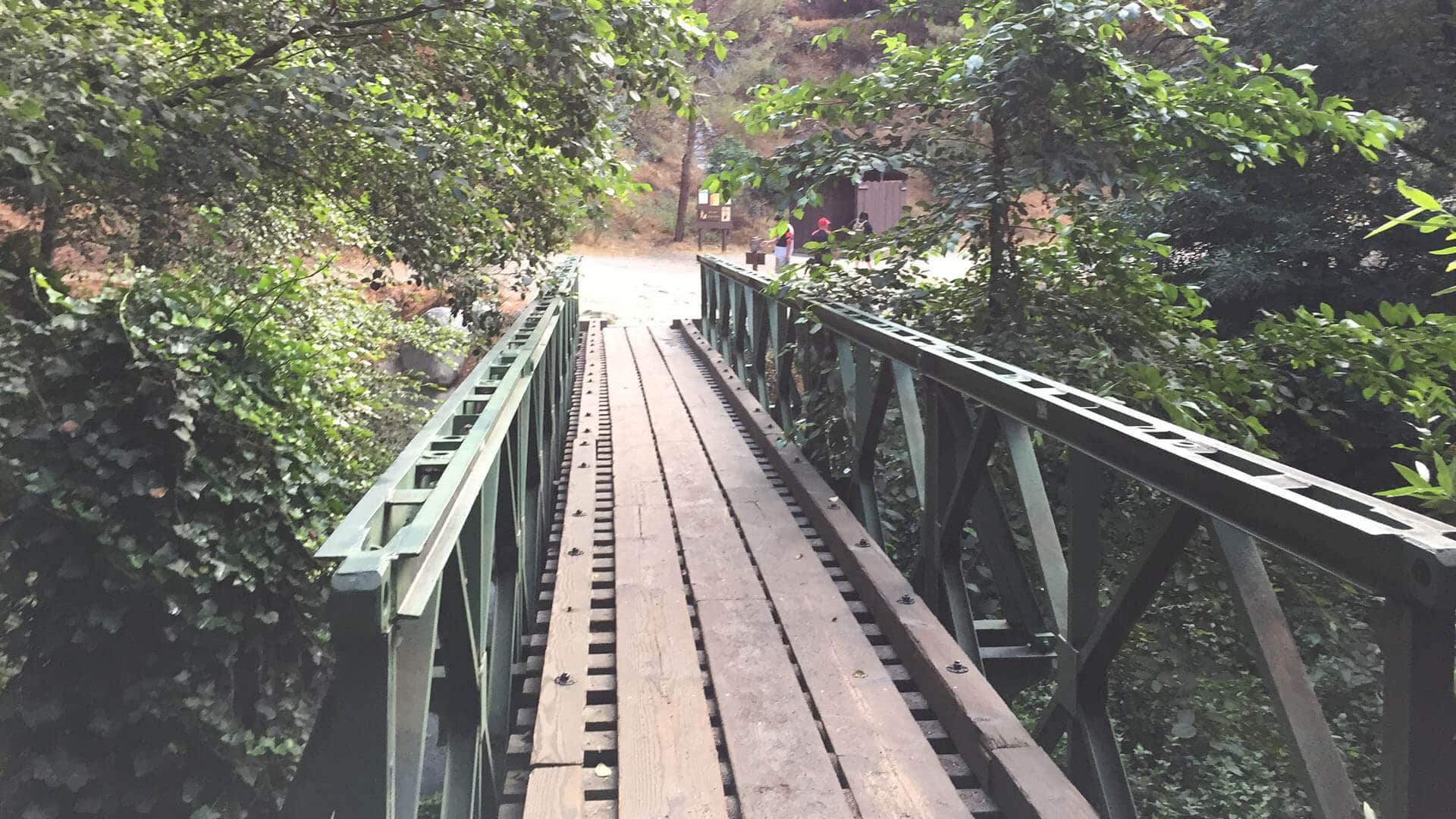 Mt Wilson Hike From Chantry Flat bridge