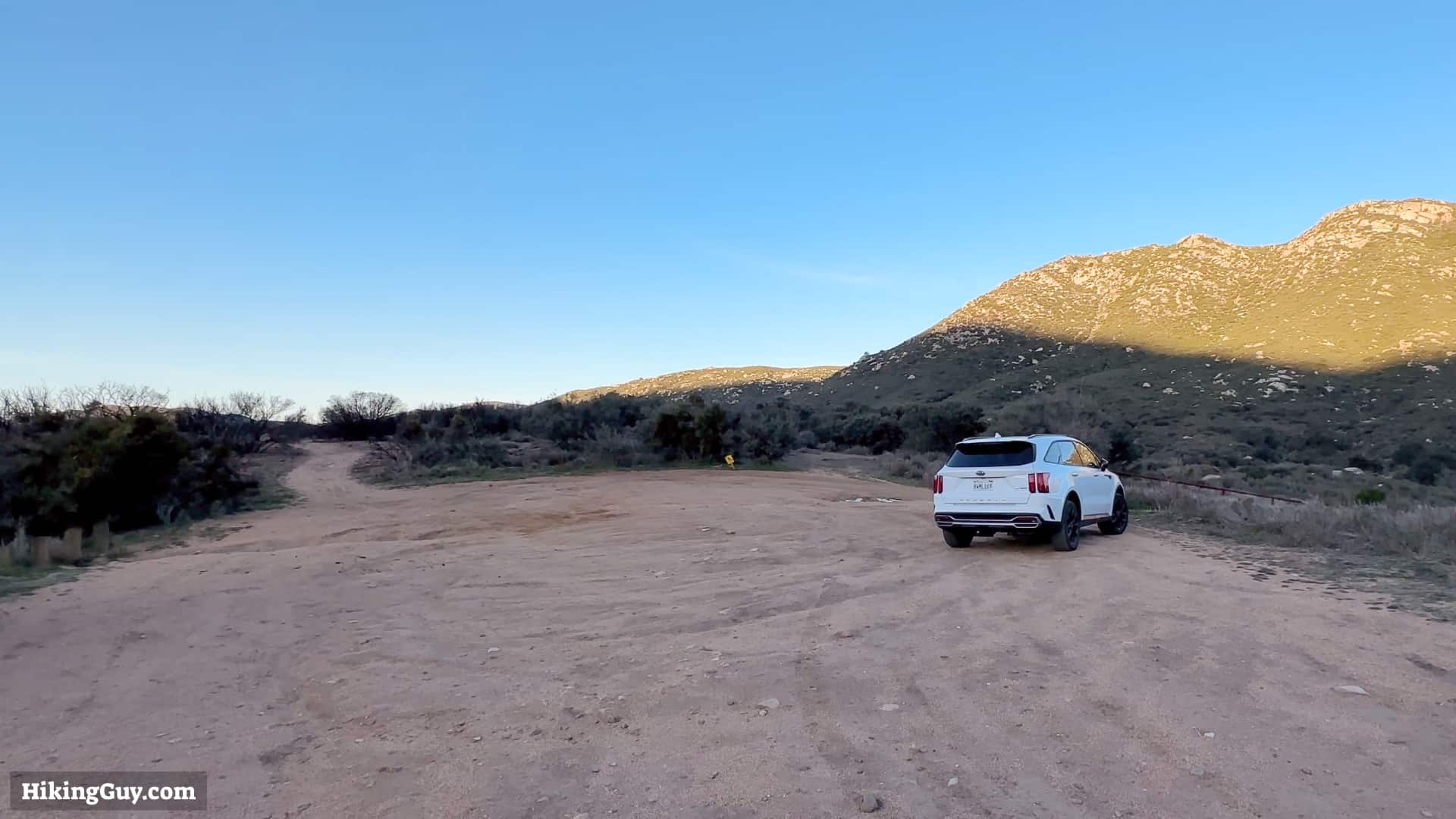 Parking Noble Canyon Trail