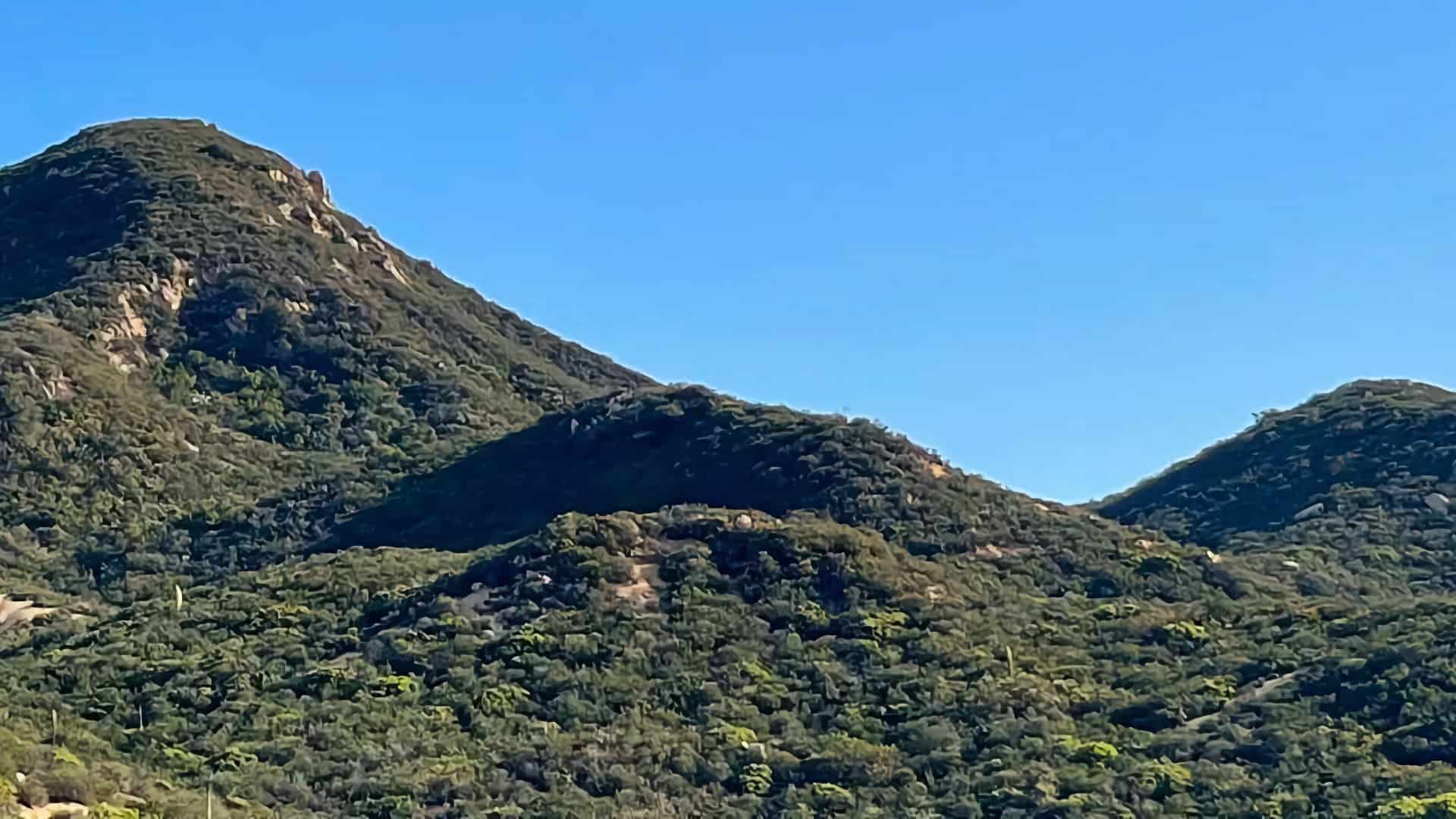 San Juan Trail to Sugarloaf Peaks