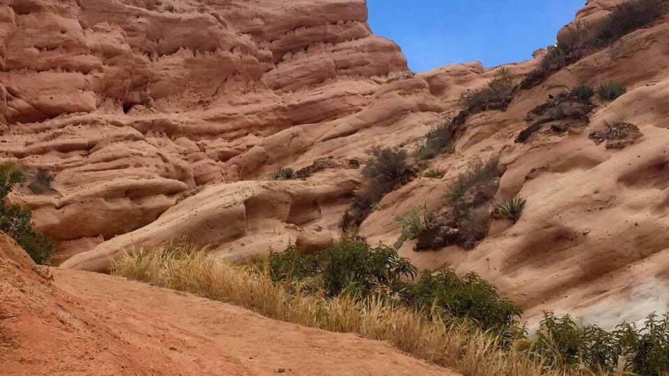 Whiting Ranch Hiking Red Rock Canyon Featured